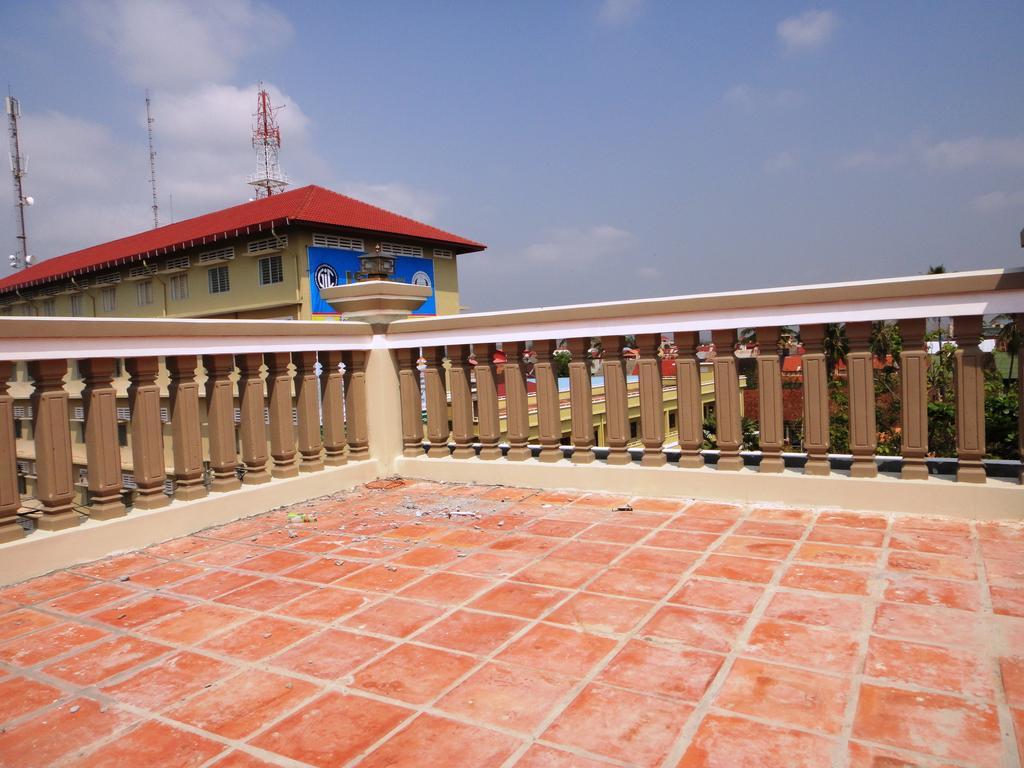 Borey Vatanac Guesthouse Kampot Exterior foto