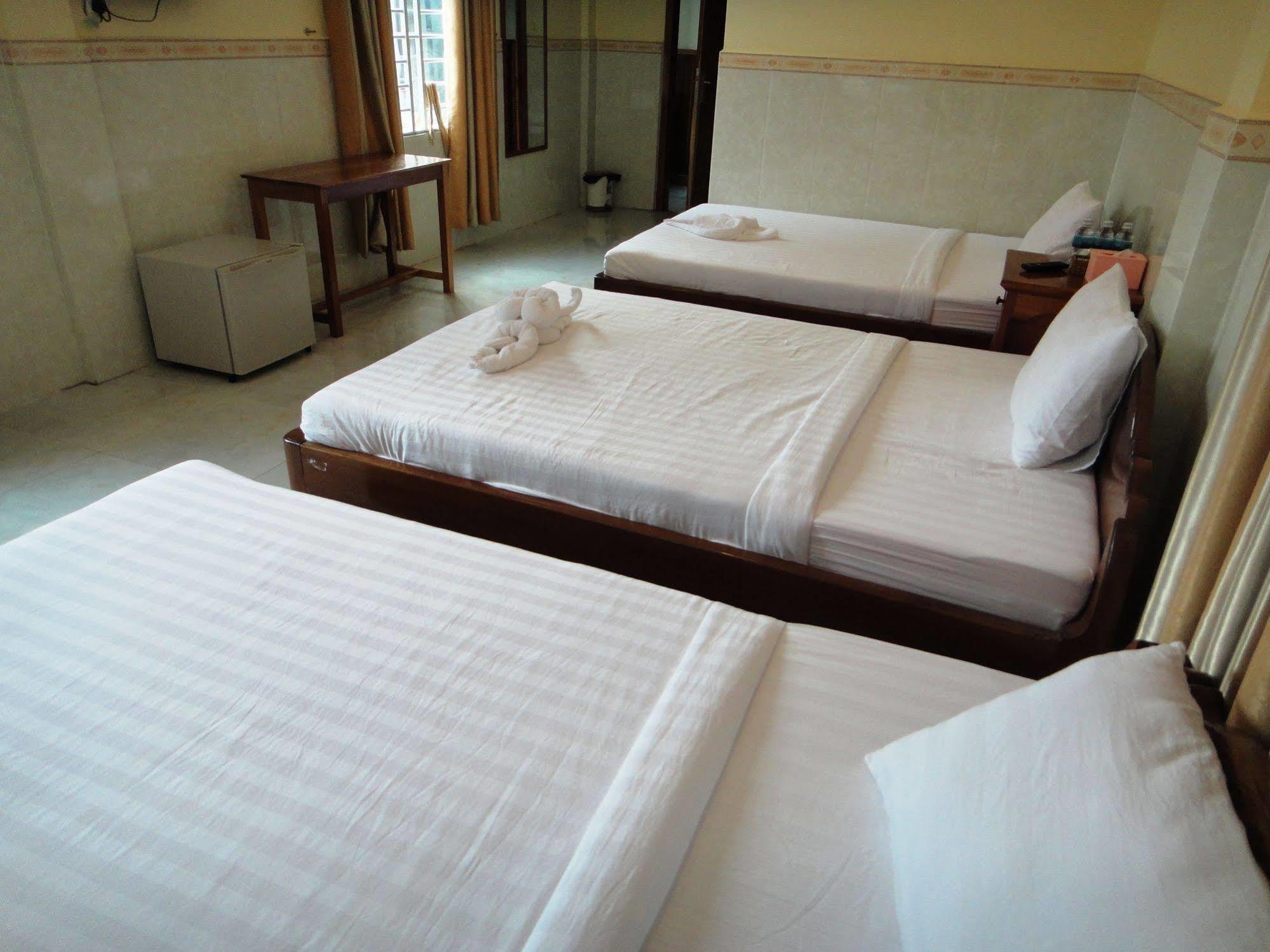 Borey Vatanac Guesthouse Kampot Exterior foto